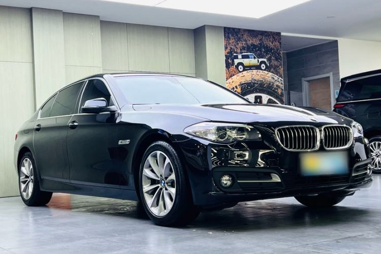 Used BMW 5 Series 2017 525Li Leading Model Exterior 1