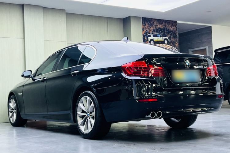 Used BMW 5 Series 2017 525Li Leading Model Exterior 2
