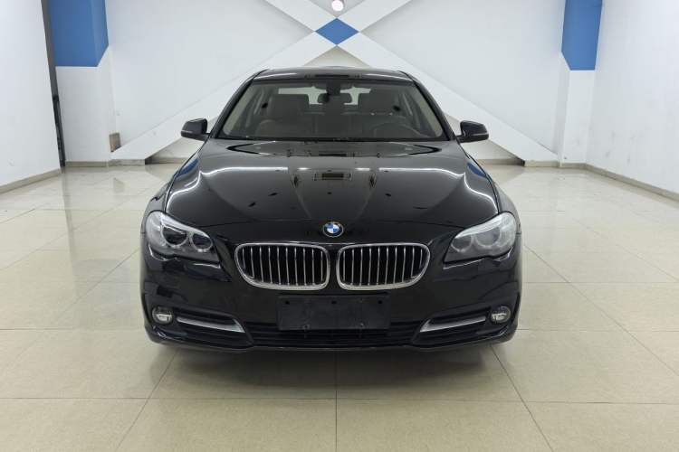 Used BMW 5 Series 2017 525Li Leading Model Exterior 2