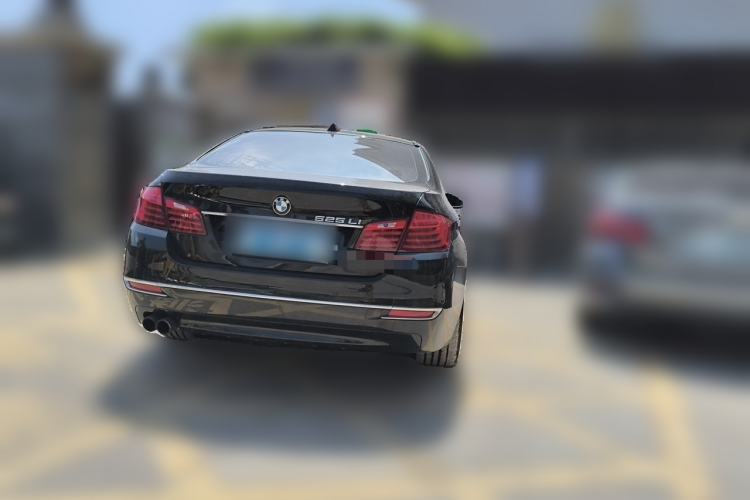 Used BMW 5 Series 2017 525Li Luxury Design Package Exterior 4