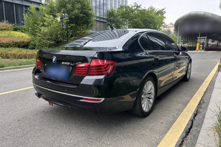 Used BMW 5 Series 2017 525Li Luxury Design Package Exterior 4