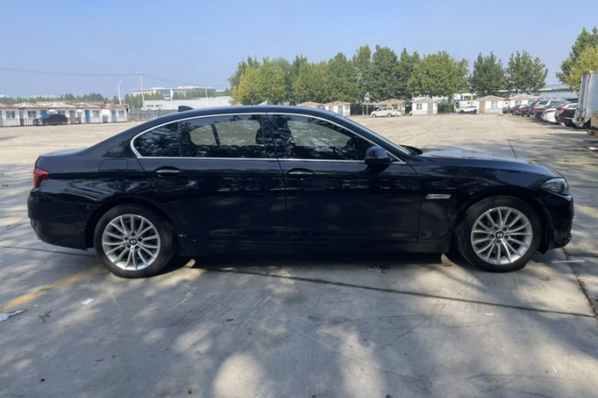 Used BMW 5 Series 2017 525Li Luxury Design Package Exterior 4