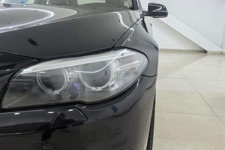 Used BMW 5 Series 2017 525Li Leading Model Exterior 6