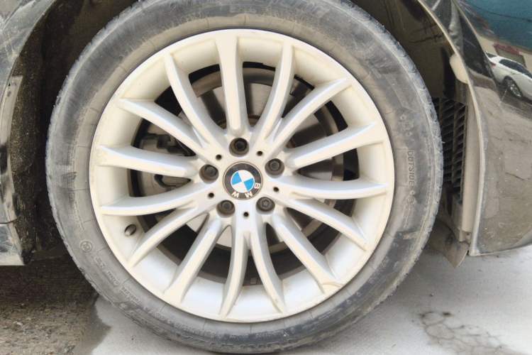 Used BMW 5 Series 2017 525Li Luxury Design Package Exterior 7
