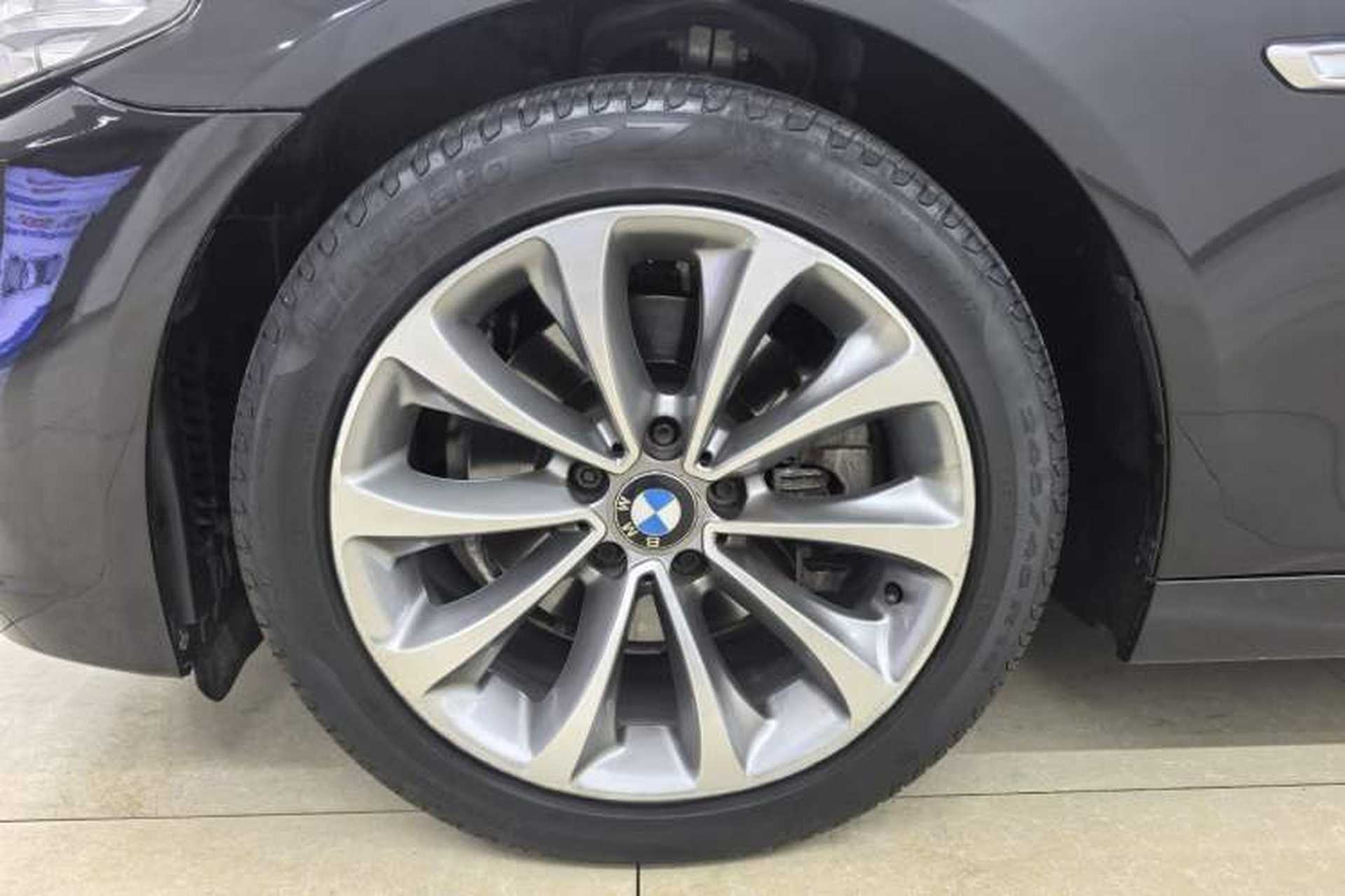 Used BMW 5 Series 2017 525Li Leading Model Exterior 7