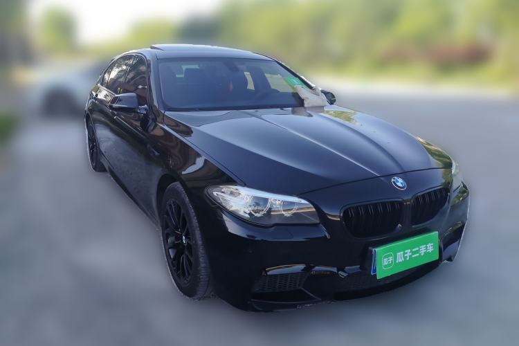 Used BMW 5 Series 2017 525Li Luxury Design Package Front Right 45 Deg