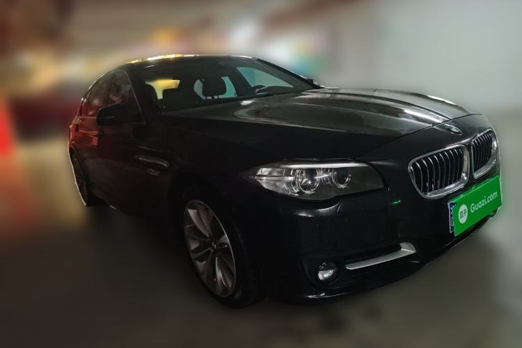 Used BMW 5 Series 2017 528Li Leading Model Front Right 45 Deg