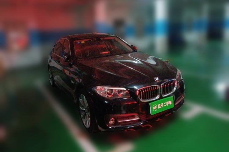 Used BMW 5 Series 2017 525Li Leading Model Front Right 45 Deg