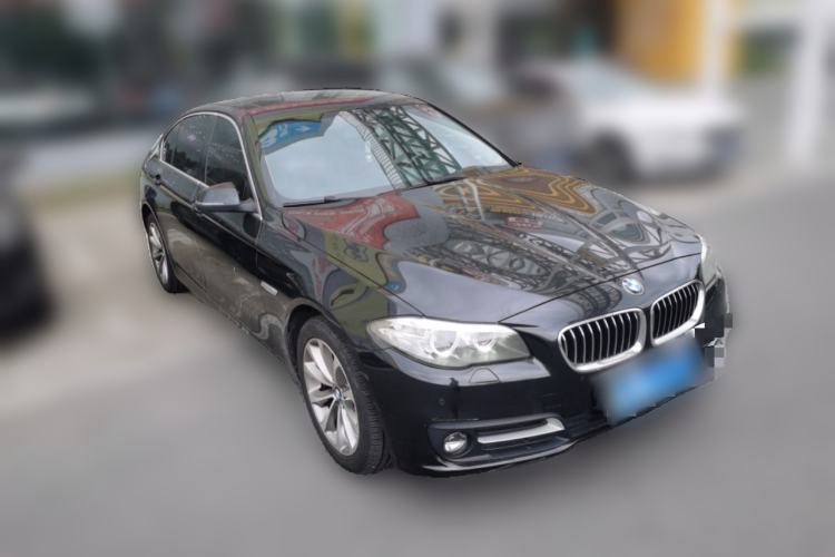 Used BMW 5 Series 2017 525Li Leading Model Front Right 45 Deg