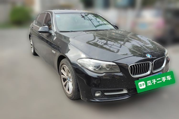 Used BMW 5 Series 2017 520Li Elegant Edition Front Right 45 Deg