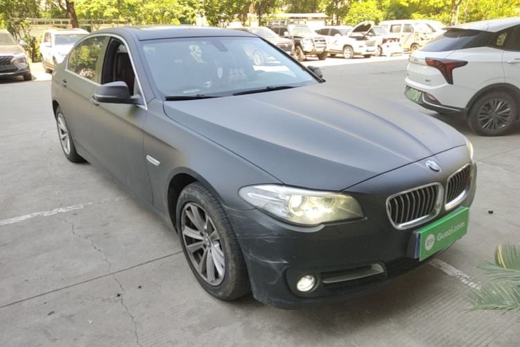 Used BMW 5 Series 2017 520Li Elegant Edition Front Right 45 Deg