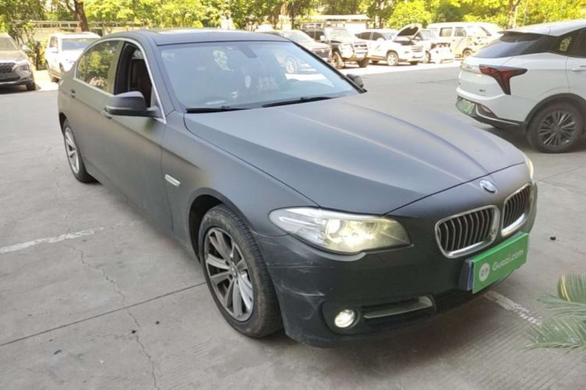 Used BMW 5 Series 2017 520Li Elegant Edition Front Right 45 Deg