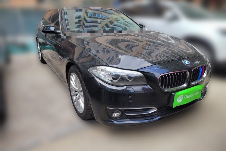 Used BMW 5 Series 2017 525Li Luxury Design Package Front Right 45 Deg