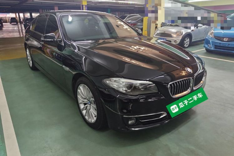Used BMW 5 Series 2017 525Li Luxury Design Package Front Right 45 Deg