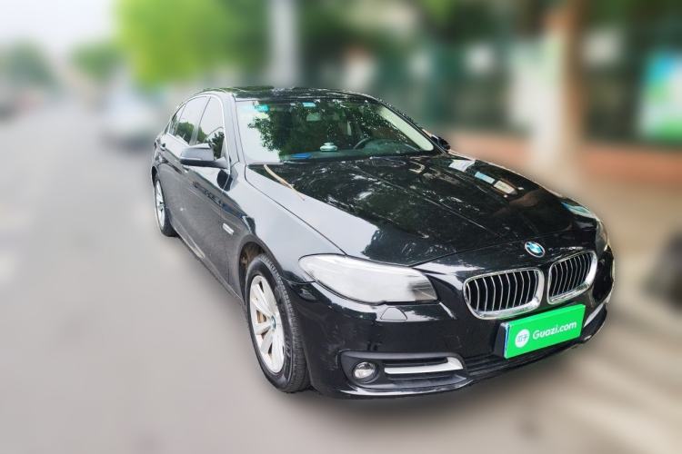 Used BMW 5 Series 2017 520Li Elegant Edition Front Right 45 Deg