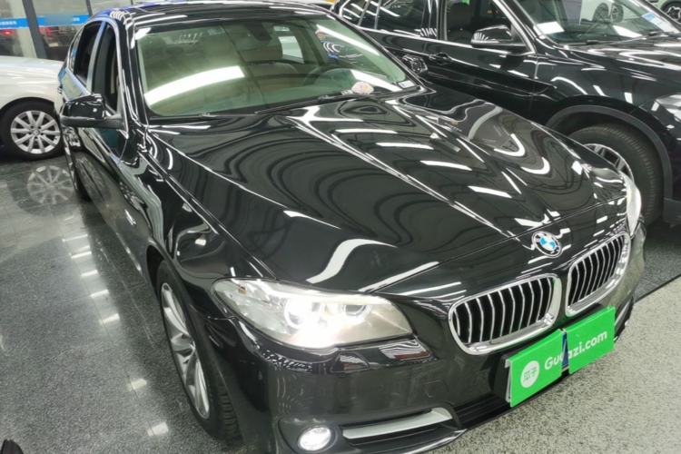 Used BMW 5 Series 2017 525Li Leading Model Front Right 45 Deg
