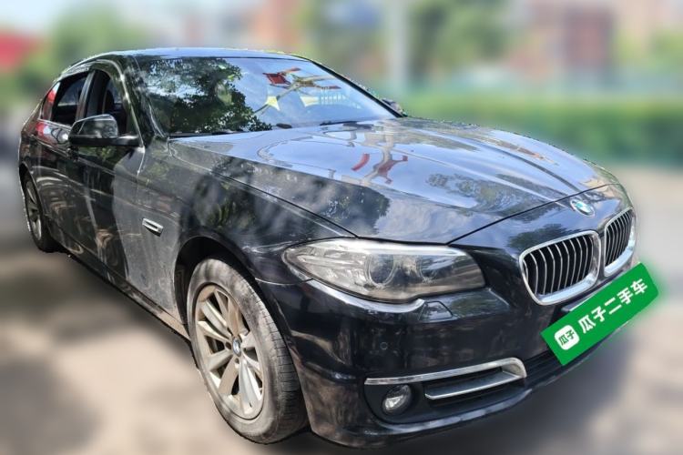 Used BMW 5 Series 2017 520Li Elegant Edition Front Right 45 Deg