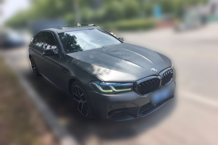 Used BMW 5 Series 2017 525Li Leading Model Front Right 45 Deg