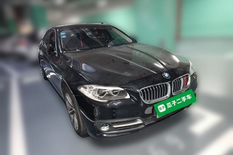 Used BMW 5 Series 2017 525Li Leading Model Front Right 45 Deg