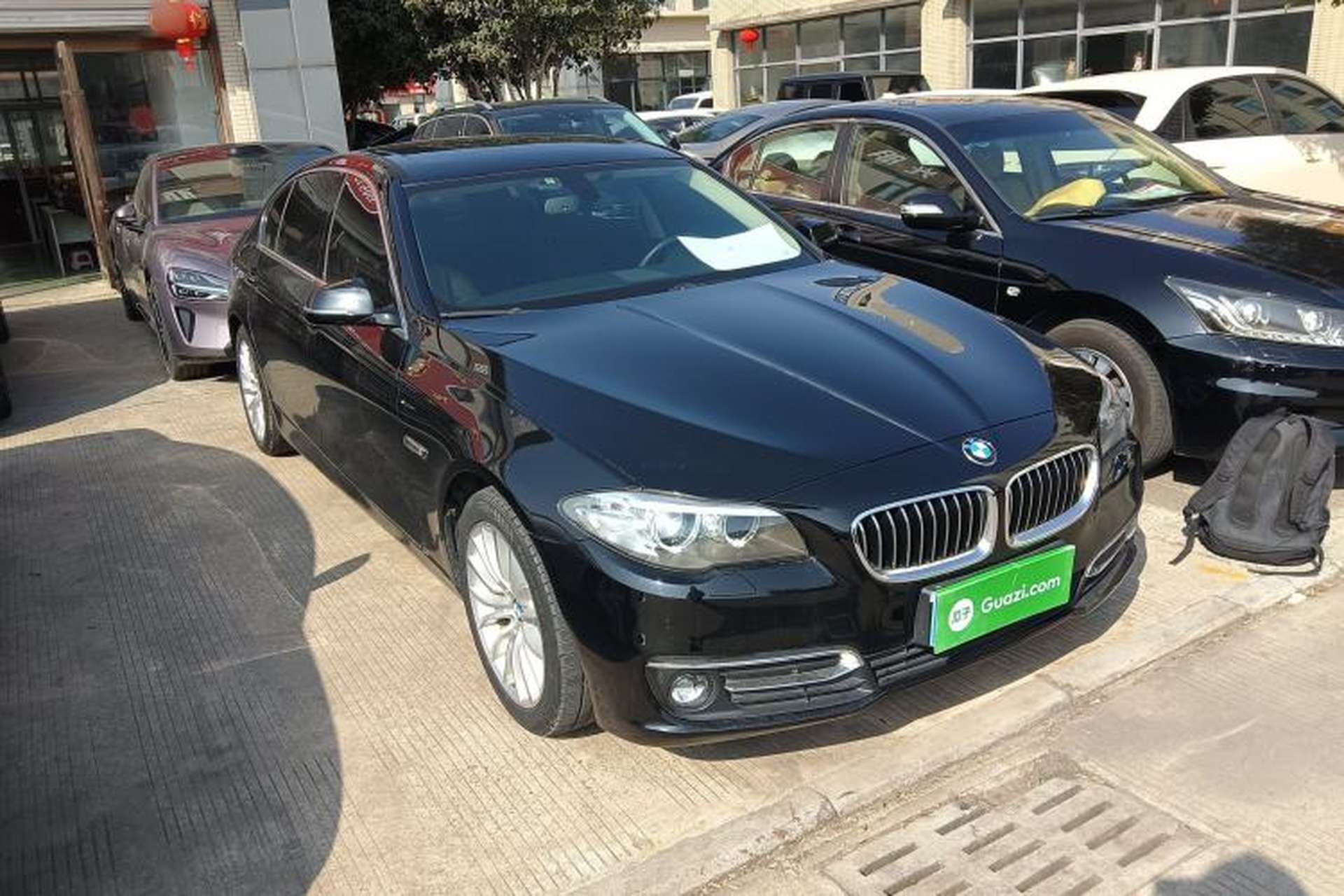 Used BMW 5 Series 2017 525Li Luxury Design Package Front Right 45 Deg