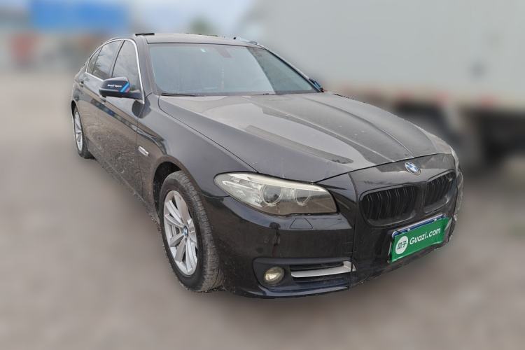 Used BMW 5 Series 2017 520Li Elegant Edition Front Right 45 Deg