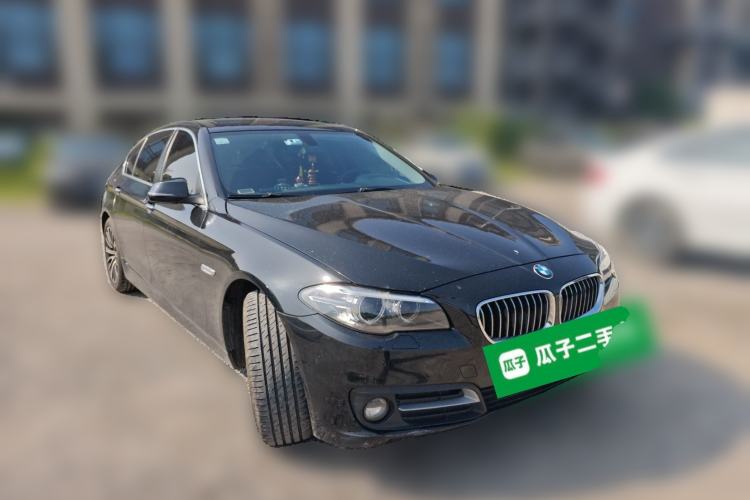 Used BMW 5 Series 2017 525Li Leading Model Front Right 45 Deg