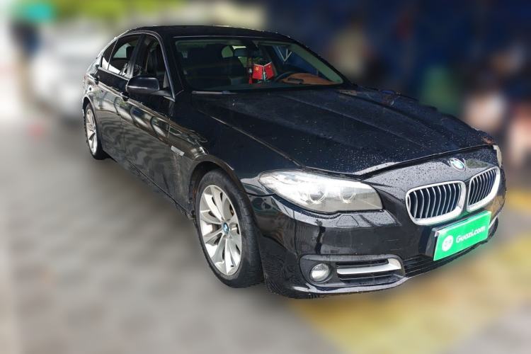 Used BMW 5 Series 2017 525Li Leading Model Front Right 45 Deg
