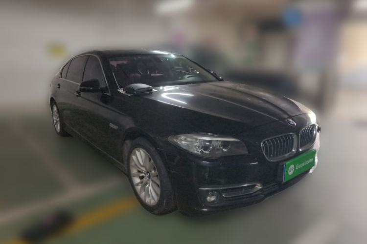 Used BMW 5 Series 2017 525Li Luxury Design Package Front Right 45 Deg