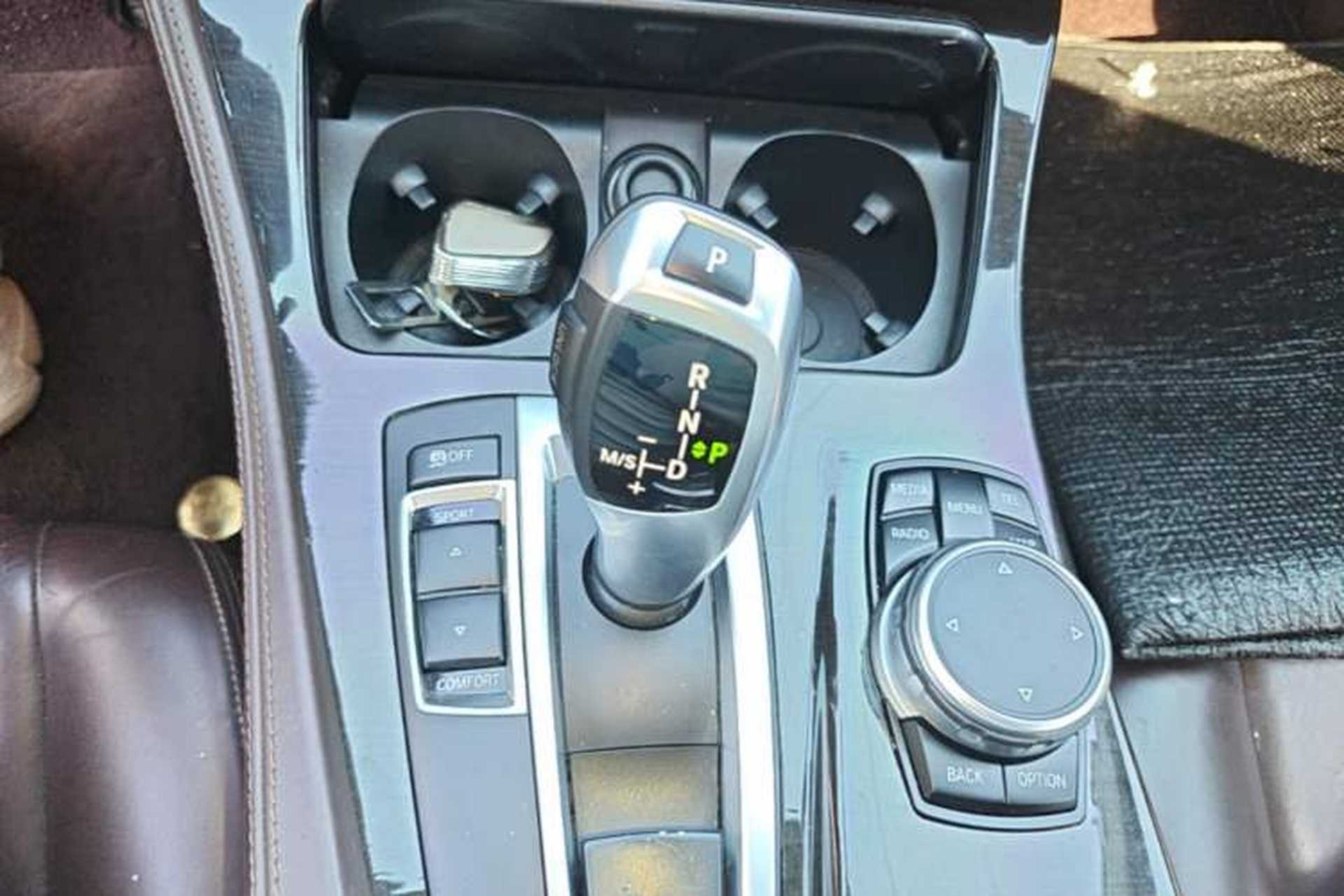 Used BMW 5 Series 2017 525Li Luxury Design Package Gear Lever