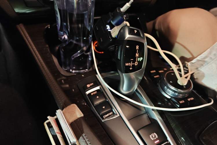 Used BMW 5 Series 2017 525Li Luxury Design Package Gear Lever