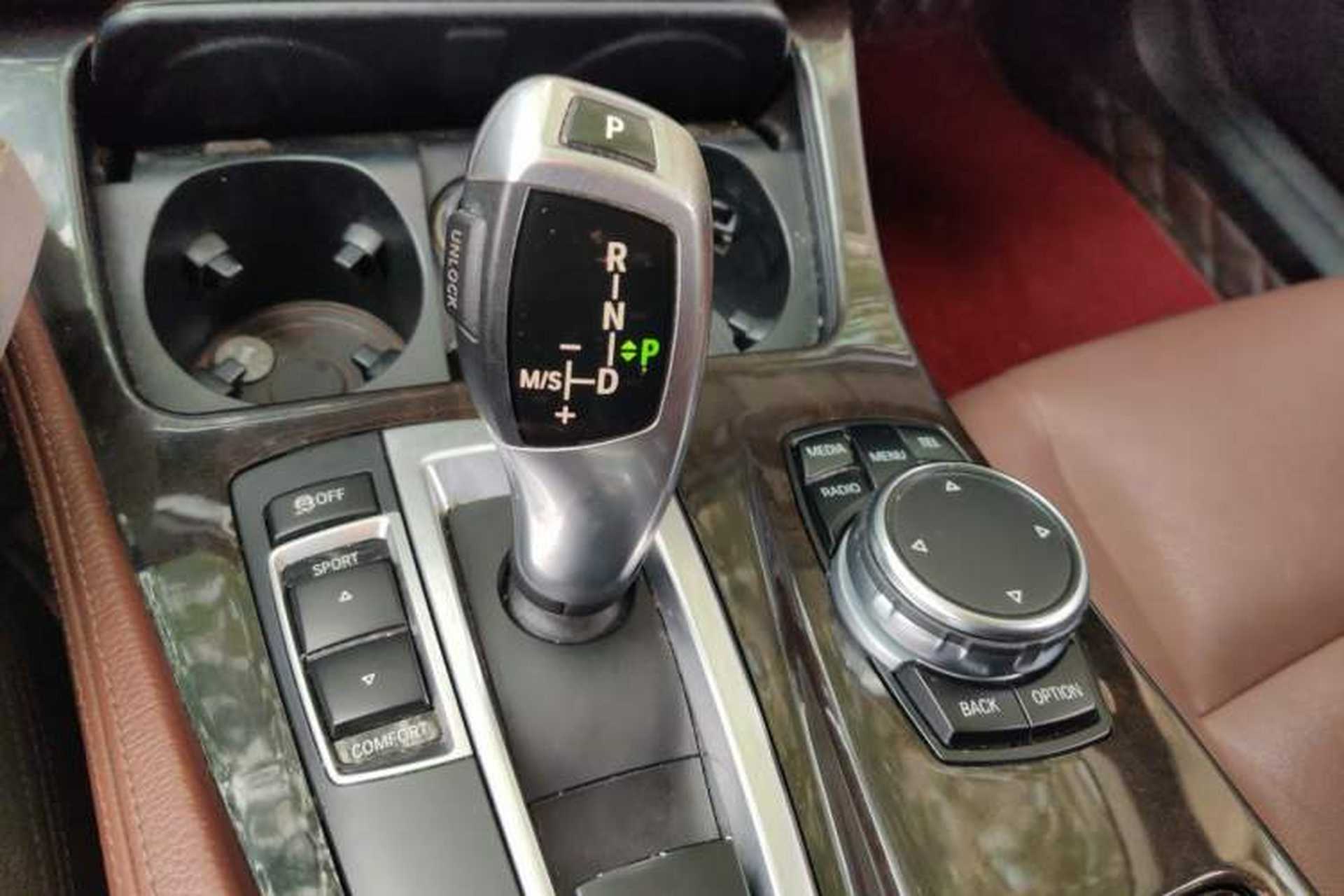 Used BMW 5 Series 2017 528Li Leading Model Gear Lever