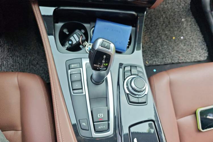 Used BMW 5 Series 2017 520Li Elegant Edition Gear Lever
