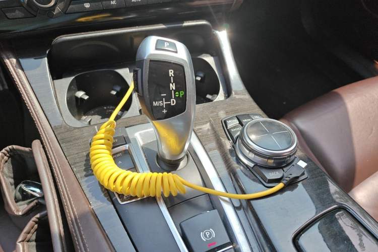 Used BMW 5 Series 2017 525Li Luxury Design Package Gear Lever