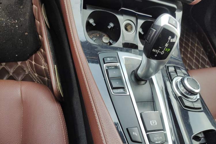 Used BMW 5 Series 2017 520Li Elegant Edition Gear Lever