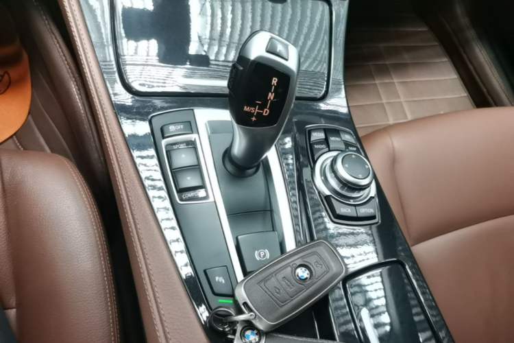 Used BMW 5 Series 2017 520Li Elegant Edition Gear Lever