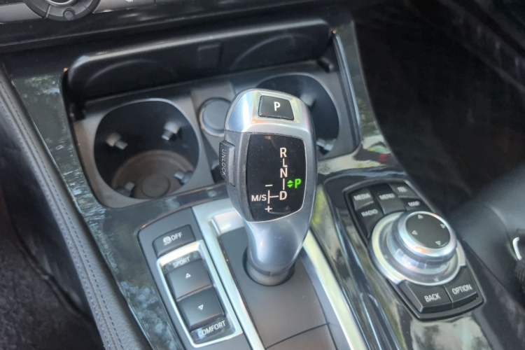 Used BMW 5 Series 2017 520Li Elegant Edition Gear Lever