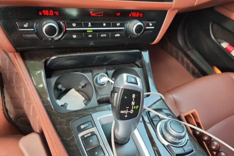 Used BMW 5 Series 2017 525Li Leading Model Gear Lever