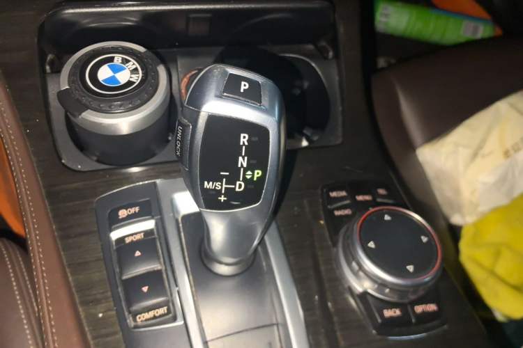 Used BMW 5 Series 2017 525Li Luxury Design Package Gear Lever
