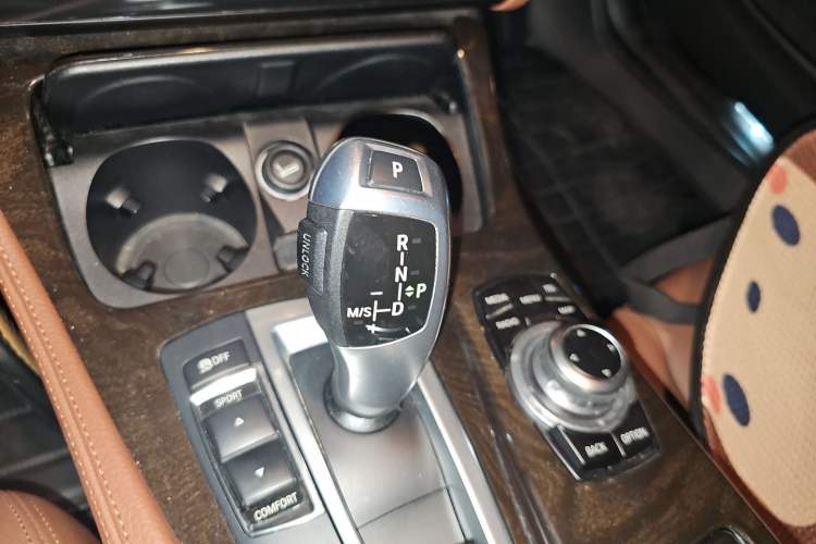Used BMW 5 Series 2017 525Li Leading Model Gear Lever