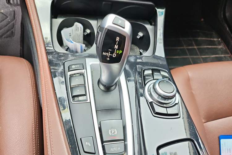 Used BMW 5 Series 2017 520Li Elegant Edition Gear Lever