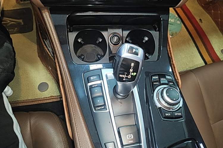 Used BMW 5 Series 2017 520Li Elegant Edition Gear Lever