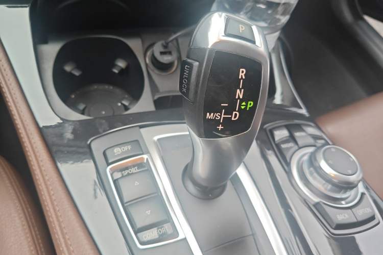 Used BMW 5 Series 2017 520Li Elegant Edition Gear Lever