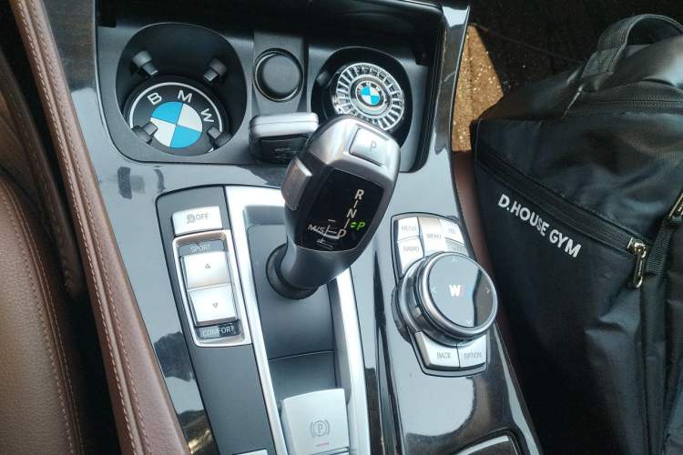 Used BMW 5 Series 2017 525Li Leading Model Gear Lever