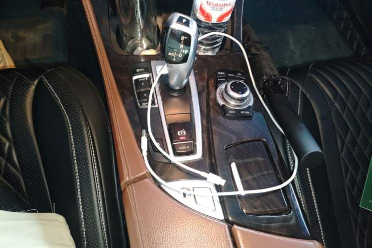 Used BMW 5 Series 2017 525Li Leading Model Gear Lever
