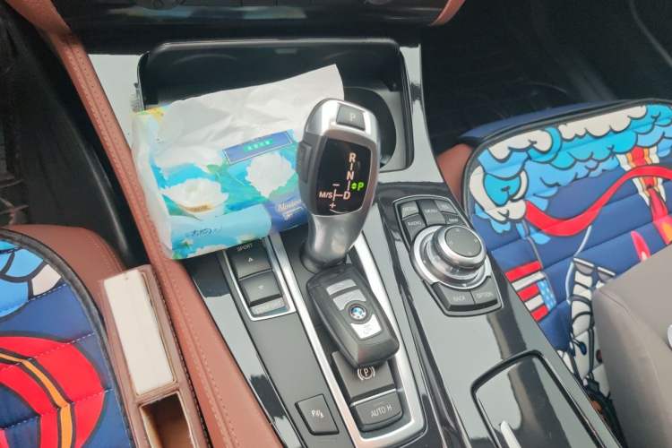 Used BMW 5 Series 2017 520Li Elegant Edition Gear Lever