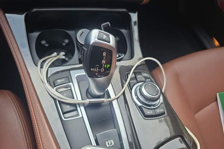 Used BMW 5 Series 2017 525Li Leading Model Gear Lever