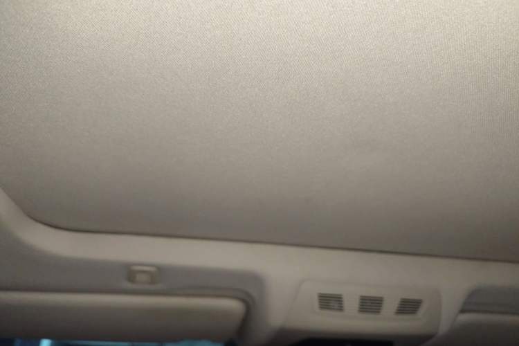 Used BMW 5 Series 2017 525Li Luxury Design Package Headliner