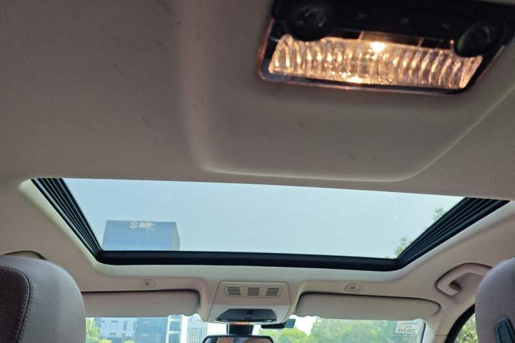 Used BMW 5 Series 2017 520Li Elegant Edition Headliner