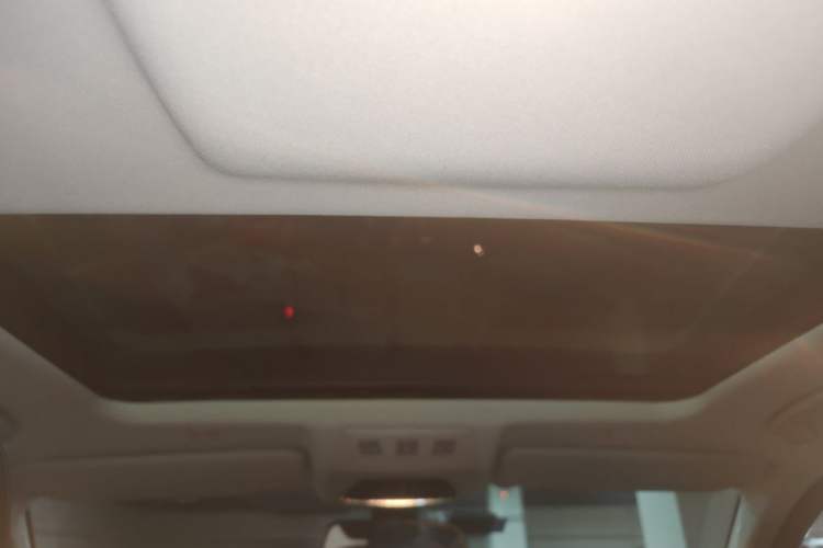 Used BMW 5 Series 2017 525Li Luxury Design Package Headliner