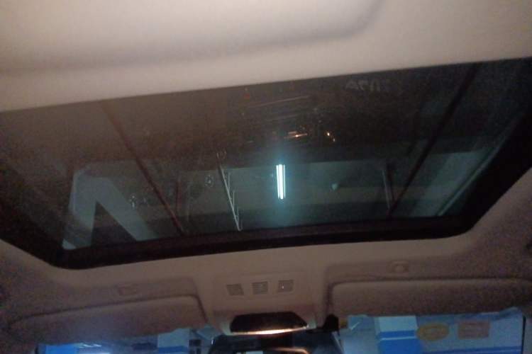 Used BMW 5 Series 2017 525Li Leading Model Headliner